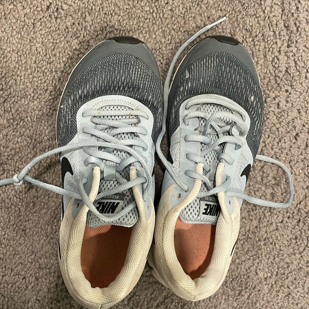 Dark & light blue Nike women’s size 8 sneakers